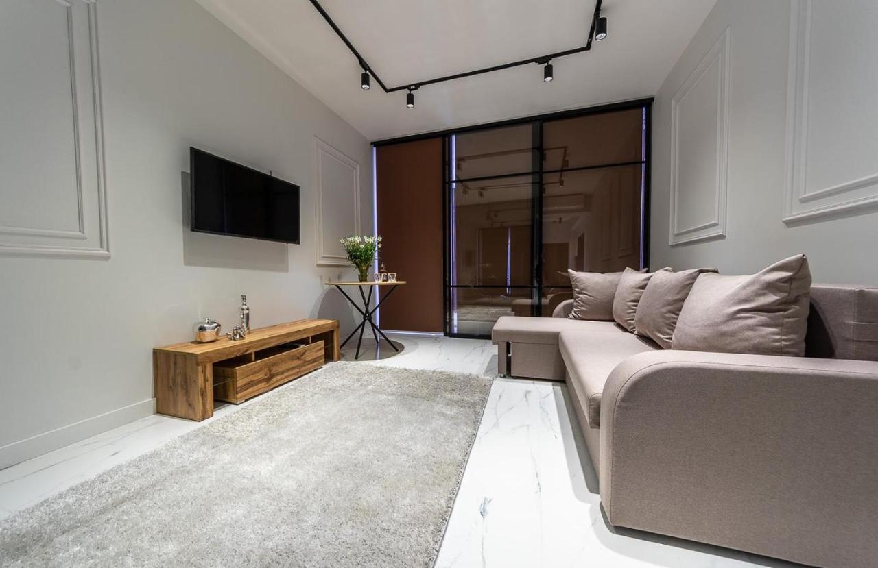 Fashionable Apartments. Smartplaza Metro Minskaya. Obolon Kiev Ngoại thất bức ảnh