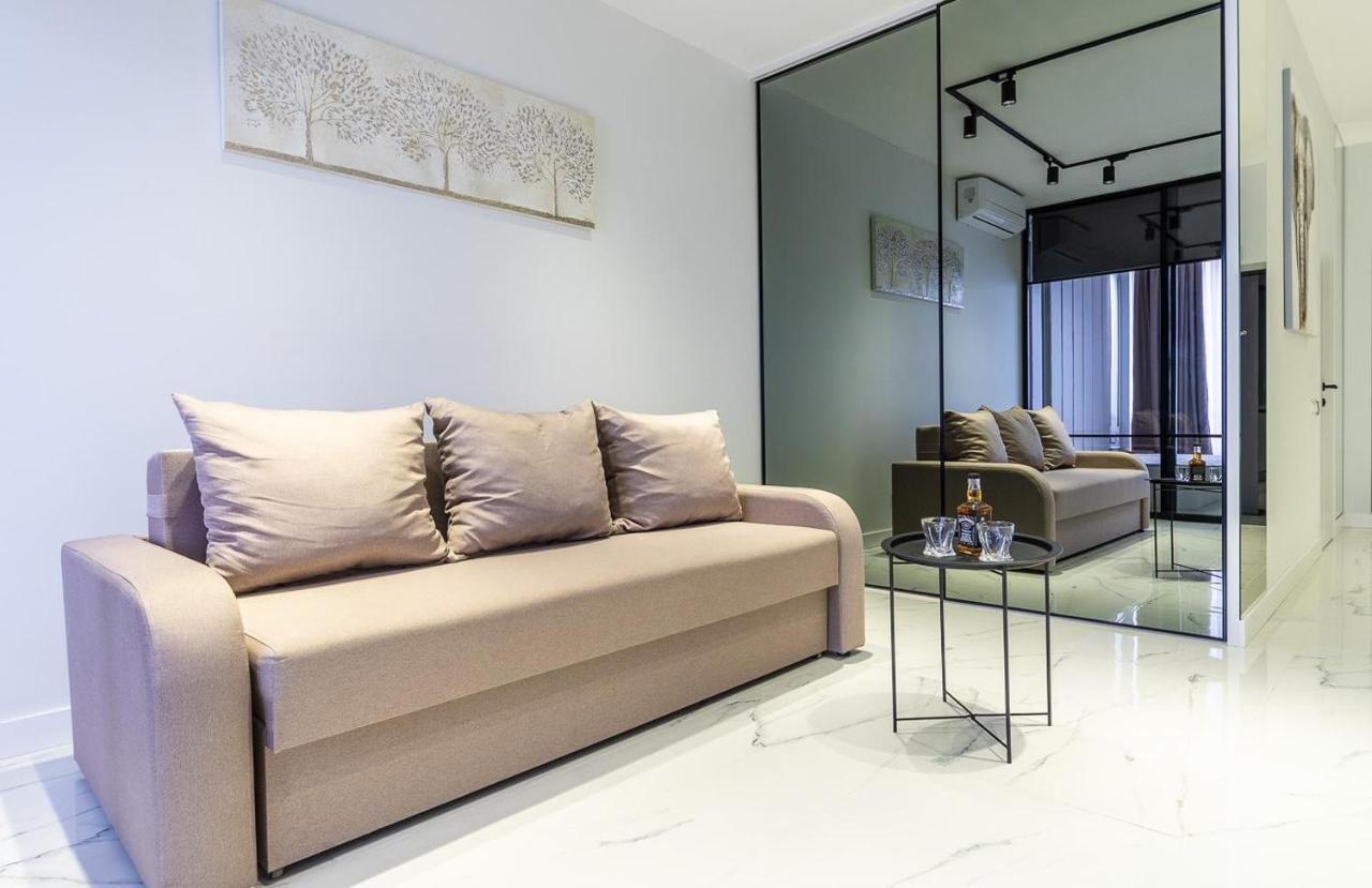Fashionable Apartments. Smartplaza Metro Minskaya. Obolon Kiev Ngoại thất bức ảnh