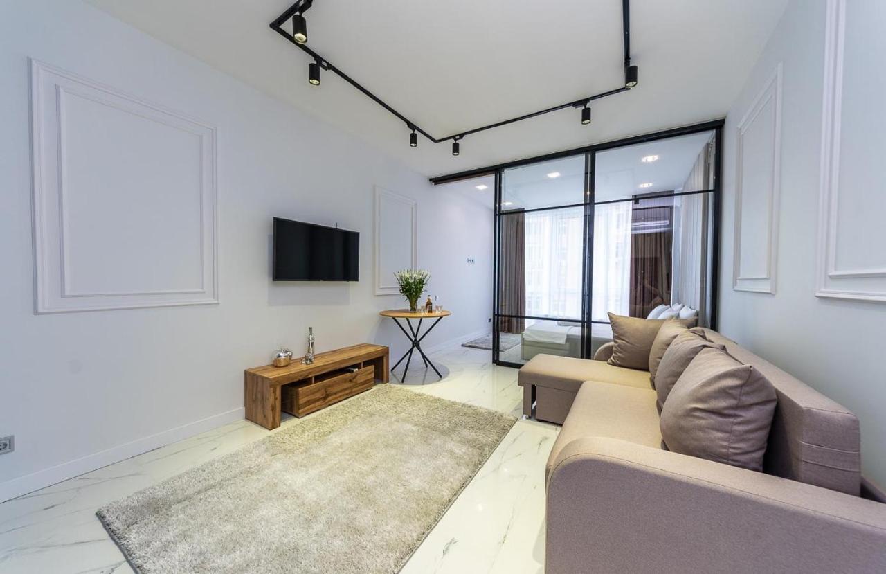 Fashionable Apartments. Smartplaza Metro Minskaya. Obolon Kiev Ngoại thất bức ảnh