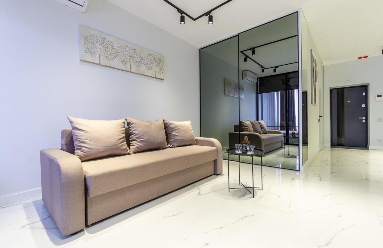 Fashionable Apartments. Smartplaza Metro Minskaya. Obolon Kiev Ngoại thất bức ảnh